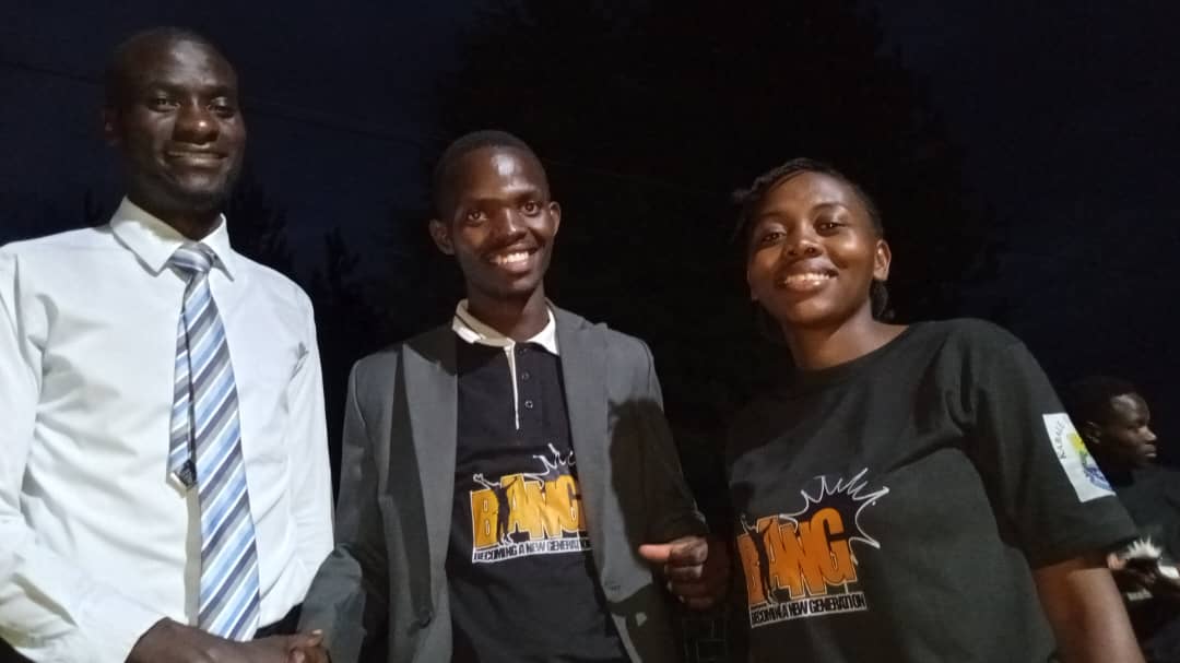 BecomingAN9767's tweet image. Meet the masterminds behind the BANG leadership. Niwamanya Anxious, the outgoing president ( middle), Kyasimire Bridget, the incoming president ( right) and Arisasira Tawabu( the incoming vice president( left). Congratulations to BANG kab for her first handover..
#VMCs #BANG
