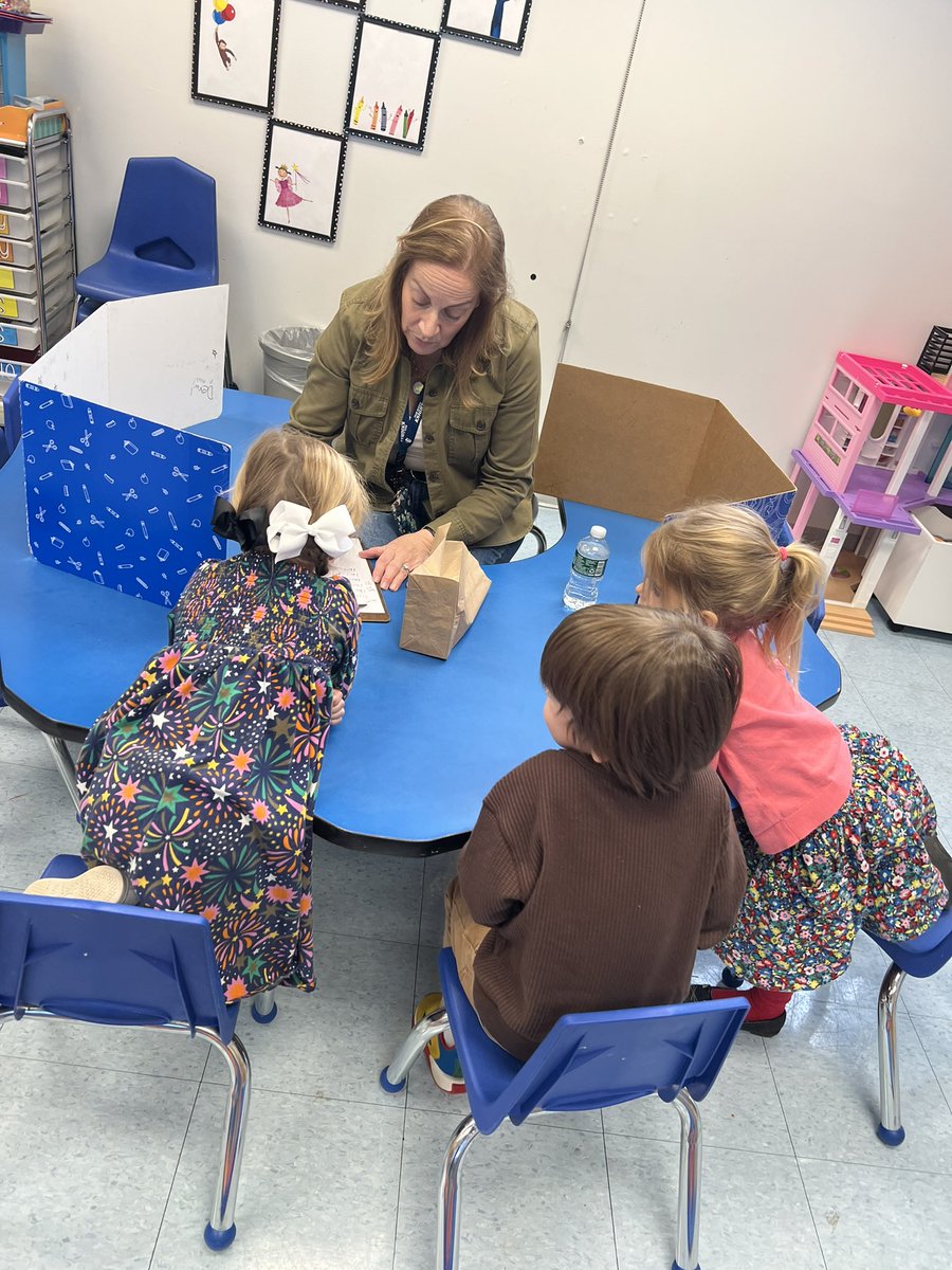 slevin_prek's tweet photo. We worked in teams to share clues about our mystery pet! Our friends had to guess the pet using the hints we gave. Check it out! ๐ถ ๐ฑ ๐ฐ #fhleads #petstudy https://t.co/wUI1IDeIZf