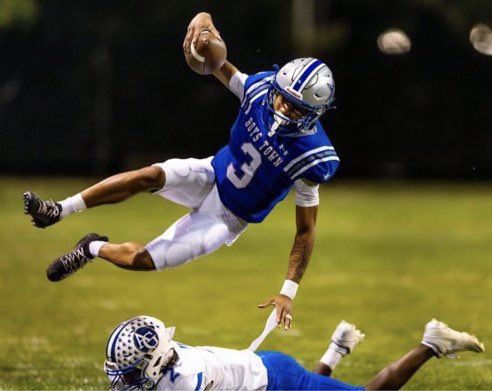 Wanna give all thanks to GOD for the opportunity to play the game of high school football it’s been a amazing journey 🙏🏽💙#AGTG
hudl.com/v/2QiWm3