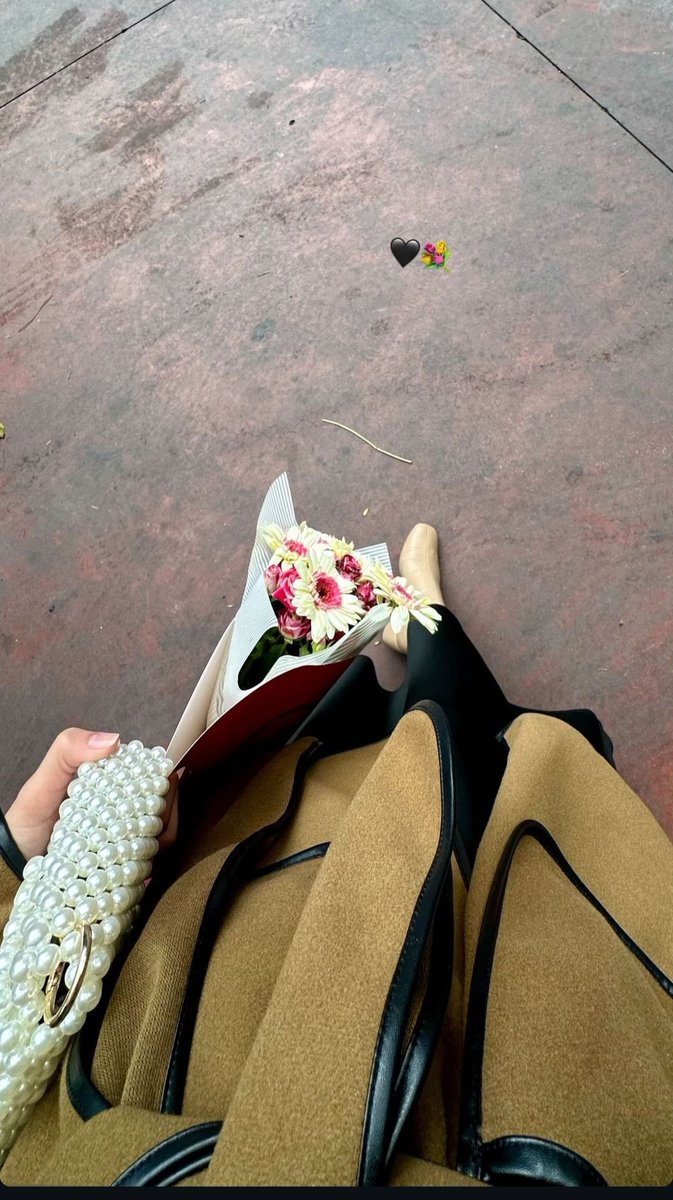 evinerln01's tweet photo. 🌺 https://t.co/94cbCeYNpM