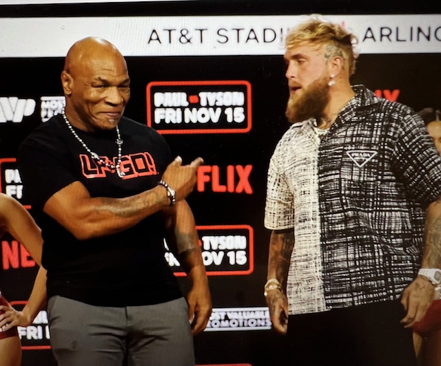 Take part in our POLL....  Mike Tyson vs Jake Paul.  Poll ends just before fight tonight at 8 pm ET.  #Heavyweightboxing
