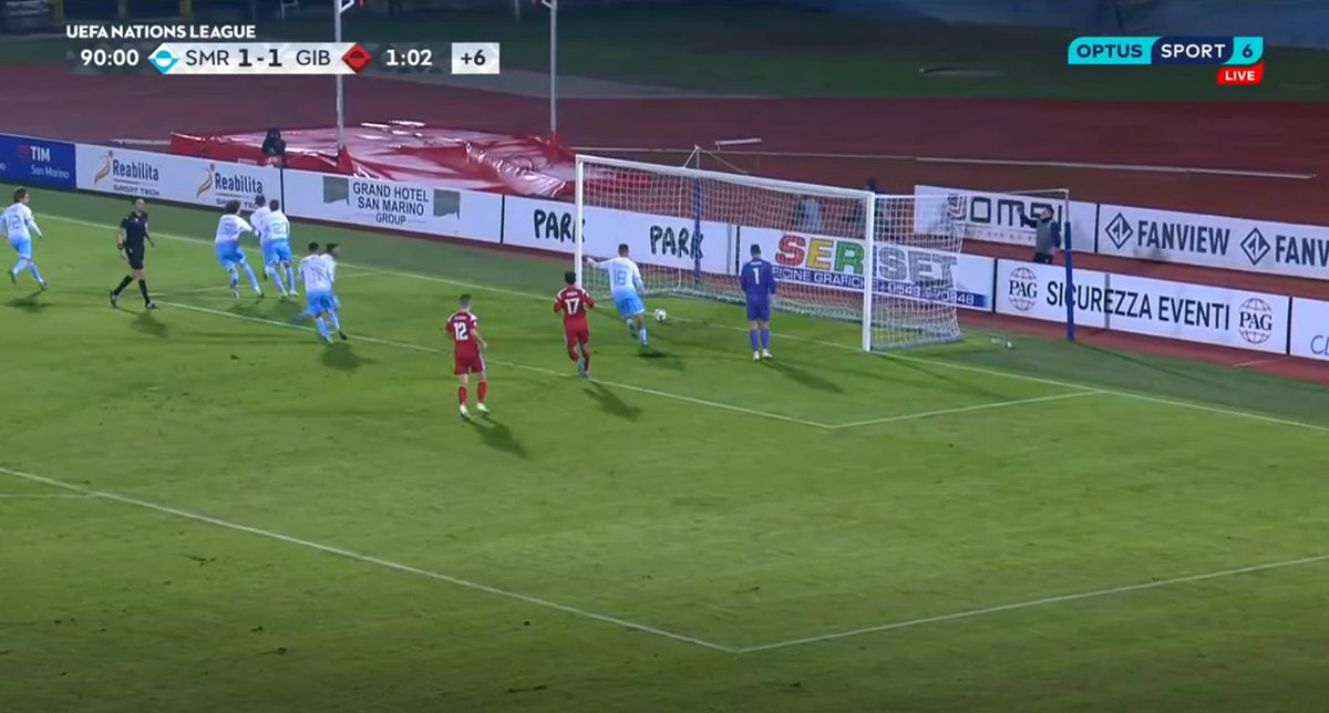 Adam_Zmudzinski's tweet photo. 🇸🇲San Marino wyrównuje w doliczonym czasie gry!🔥
Bramka na 1:1 w wykonaniu Nicoli Nanniego. Jeżeli taki rezultat utrzyma się do końca, a 🇸🇲San Marino wygra w ostatnim meczu z 🇱🇮Liechtensteinem to zajmie pierwsze miejsce w grupie i awansuje do Ligi C!
#SMRGIB #NationsLeague https://t.co/RuKrjvzEG6