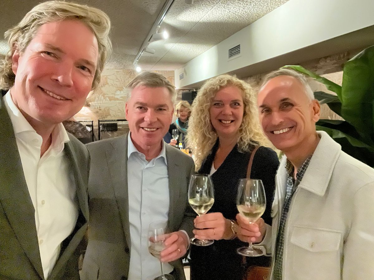 Afscheid Burgemeesterskring Rotterdam Rijnmond in Lansingerland. Interessante bezoeken aan Koppert (wereldmarktleider biologische gewasbescherming) en Anthura (anthurium en orchidee specialist). Dank aan Foort van Oosten voor hoe je stilstond bij mooie periode in Voorne aan Zee.