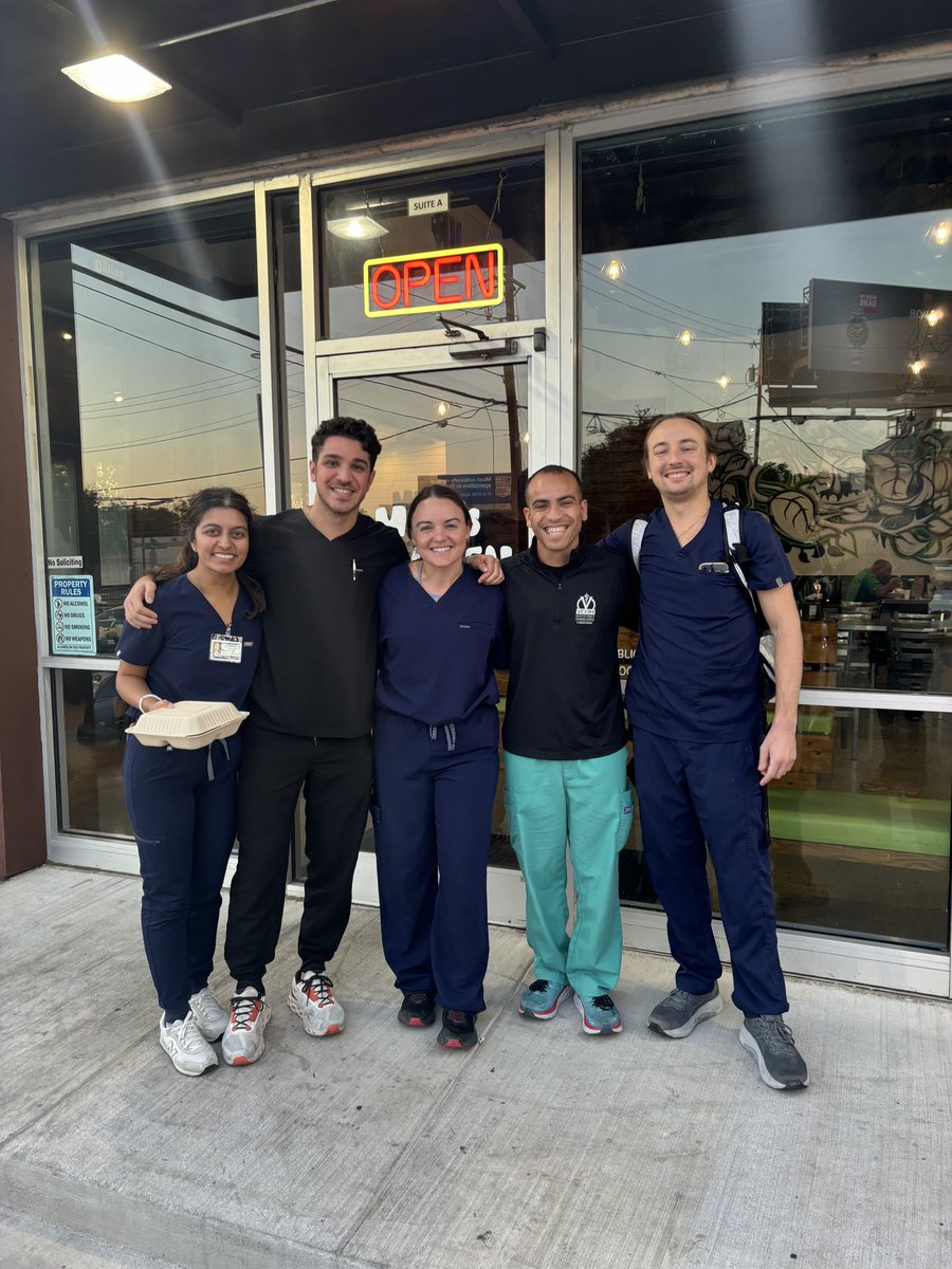 nedhakinnare's tweet photo. Such a fun month with @UTSW_PMR! I really appreciated so much hands on ultrasound exposure, strengthening my MSK skills, and working with pelvic floor rehab patients. And of course enjoyed making new friends, who are all going to be amazing physiatrists! #pinkFridays https://t.co/vuxAbl6ehu