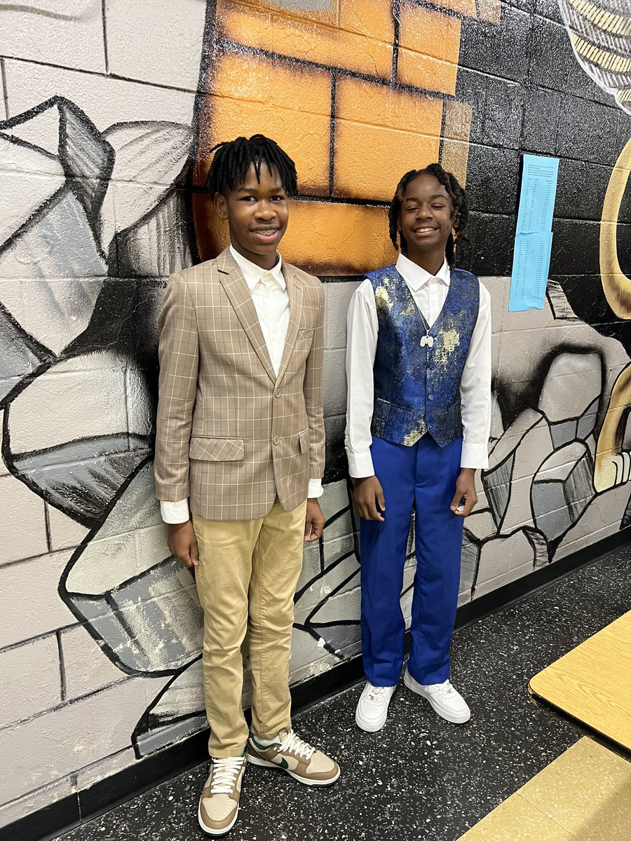 DMiller3374's tweet photo. The last two days of National Career Development Week have been phenomenal! This has truly been a week to remember. Thank you to everyone who made it so impactful for our students! #CareerDevelopment #BrightFutures @FairfieldMiddle https://t.co/3Lj35RI57l