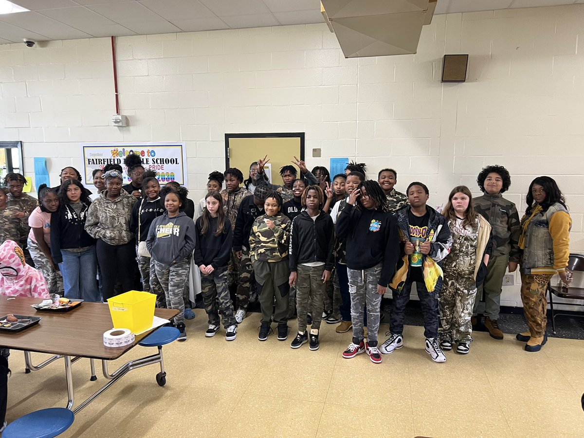 DMiller3374's tweet photo. The last two days of National Career Development Week have been phenomenal! This has truly been a week to remember. Thank you to everyone who made it so impactful for our students! #CareerDevelopment #BrightFutures @FairfieldMiddle https://t.co/3Lj35RI57l