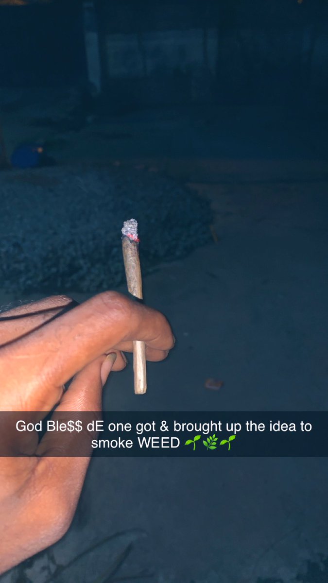 Hackulos001's tweet photo. One Joint A Joyful Soul 🫠😶‍🌫️😇 https://t.co/ywhnA7GAbL