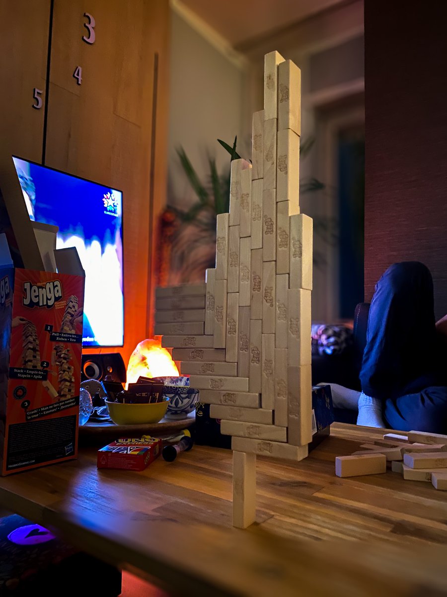 ogprinceeagle's tweet photo. Am I playing this right @JENGA ?

#jenga https://t.co/pxo8Q0KkLb