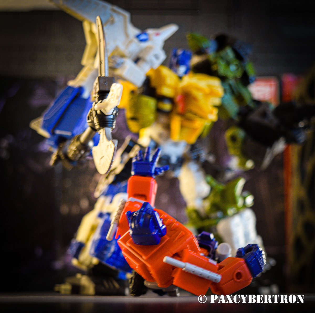 PaxCybertron's tweet photo. Seven Days of Prime - Day 5 - Prime Captured.
#Sevendaysofprime https://t.co/pG0M0obvF4