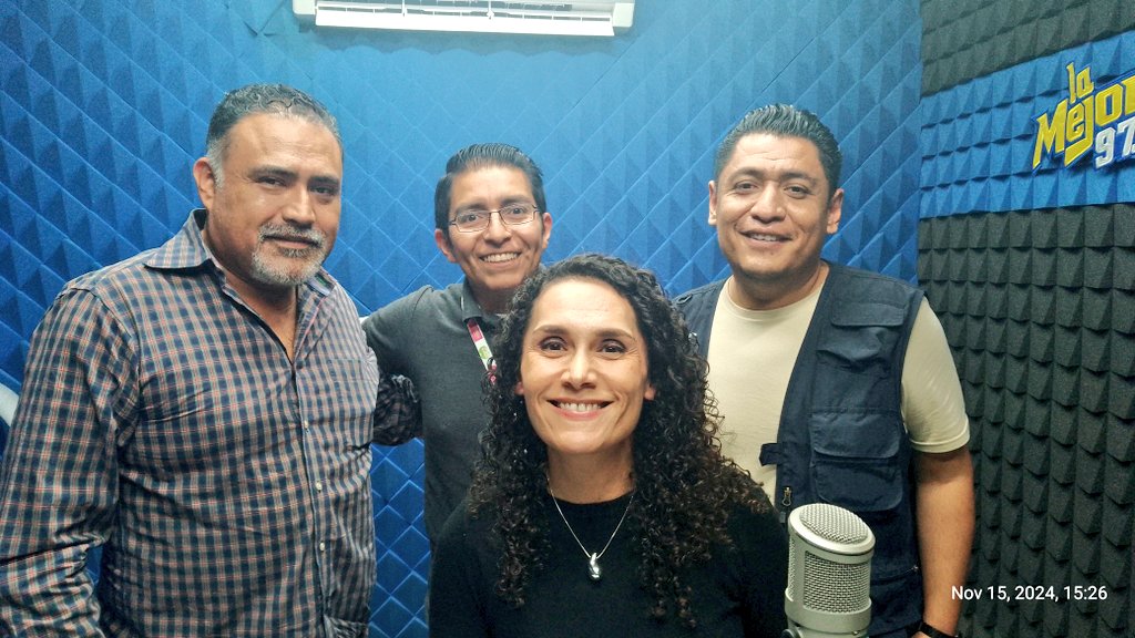 Con Angie Trujillo y Jesús Carreto en "Expediente Morelos" desde la cabina de La Mejor MVS noticias Cuernavaca XHVZ 97.3 Fm con las recomendaciones para el Buen Fin 2024 <a href="/ExpedienteMor/">Expediente Morelos</a> <a href="/digitalcarreto/">Jesús R. Carreto</a> <a href="/LaMejorCuernava/">La Mejor Cuernavaca 97.3 FM</a> "No te sobreendeudes" 💳