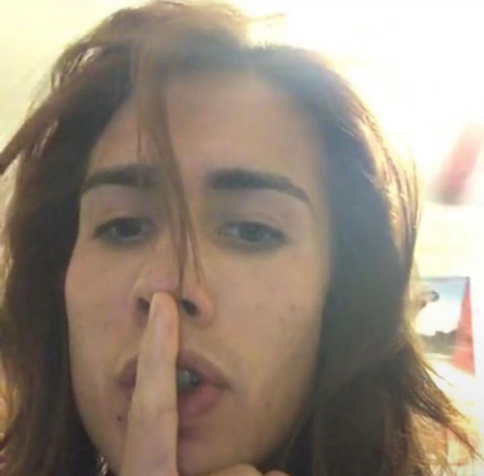 djsupintheclub's tweet image. #demure