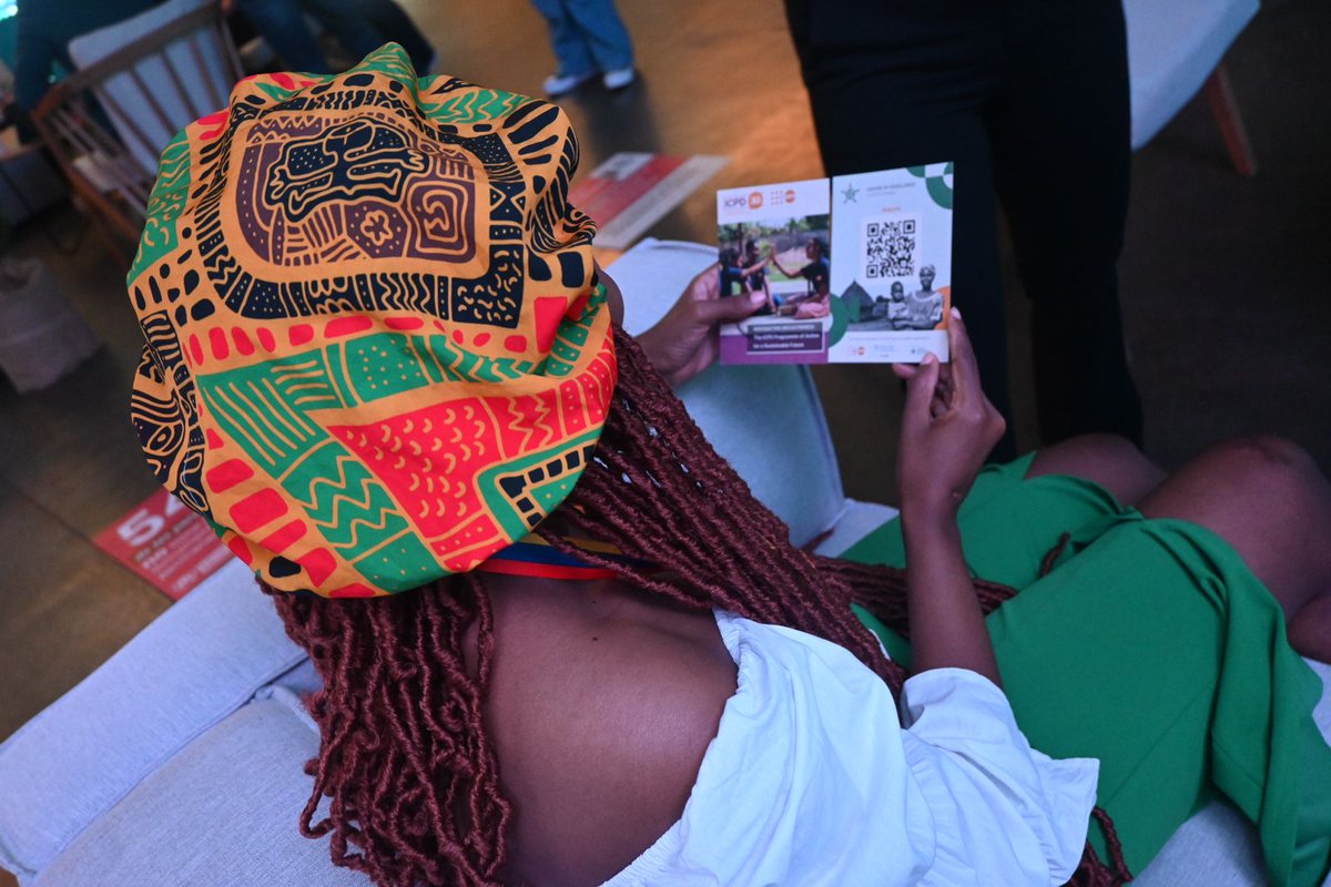PopDevUNFPA's tweet photo. Great to see visitors at the @UNFPA booth @UNDataForum exploring our publications on #Census, #CRVS, #CODPS, #ICPD30 Think Pieces, and many more! 

📚If you're at the forum, don’t miss out—stop by to grab your copies before they’re gone!  

#Commit2Data #BetterData4BetterLives https://t.co/j1kkIVmGci