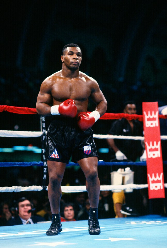 The King is Back <a href="/MikeTyson/">Mike Tyson</a>
Make some noise 🥊🥊🥊🥊🥊
#TysonXPaul #tysonvspaul