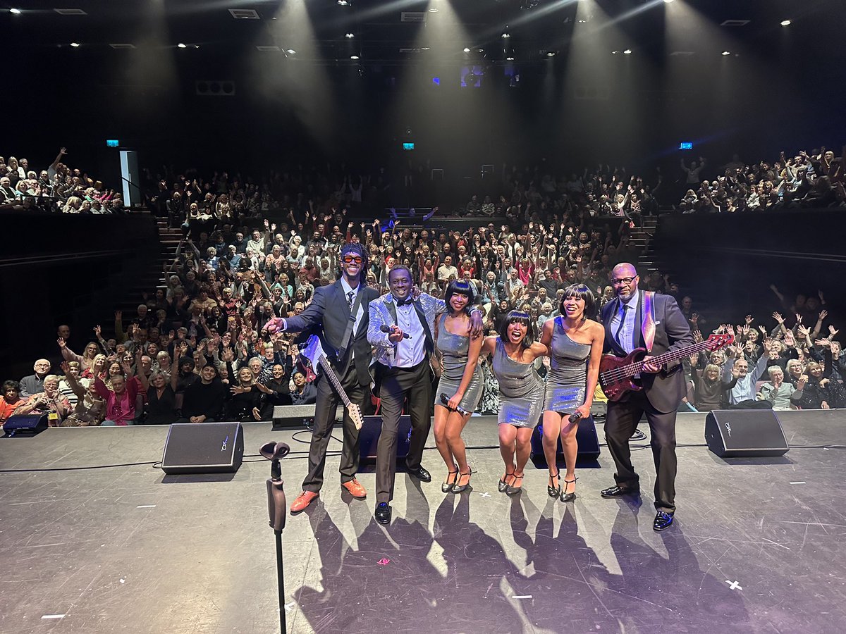 ANTRMOTOWNSHOW's tweet photo. Last night was amazing in Leamington Spa! Your energy was absolutely magnetic! Can’t wait to do it all over again on 31st October 2025! 🎶✨

#anighttoremembermotownshow https://t.co/JrOJ7F4toy