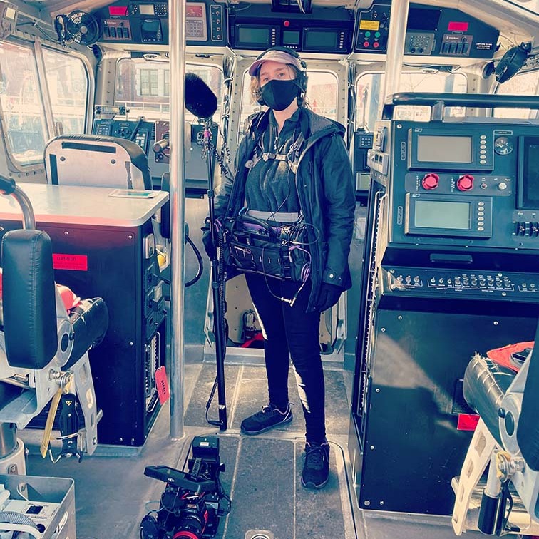 Bubblebee_Ind's tweet image. 💬 "So lightweight and portable, I can quickly slip the fur cover over my microphone and be confident that the sound will remain clear and intelligible!

Read the full story 👇
bubblebeeindustries.com/blogs/inthewil…

#MakingSoundSoundBetter

🧵2/2