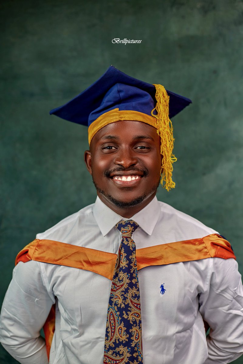 Brillpictures's tweet photo. Congratulations Peter the rock M.A in the bag.
I photographed his graduation.
#uiconvocation24
#graduation
#BigWins
#ibadan
#convocationphotographs
@PSkalez https://t.co/BStar2fApP