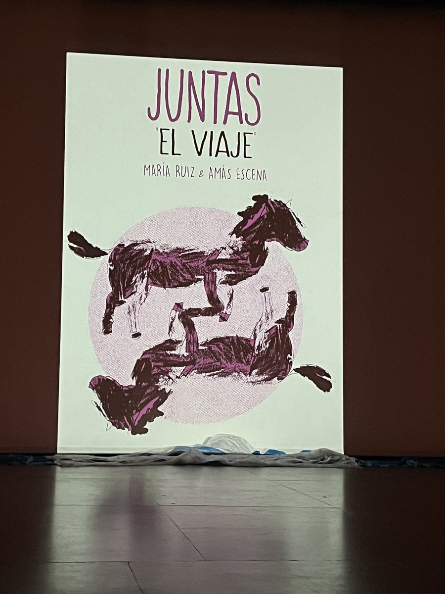 IsmaelAMAS's tweet photo. Está tarde en @AytoAlcorcon hemos disfrutado de un espectáculo lleno de ❤️, reivindicación feminista y de la diversidad con la voz y la música de
@MariaRuiz_music y elenco de Amas Escena de @GrupoAMAS Hemos aplaudido a rabiar el gran trabajo de María y de los y las  bailarines. https://t.co/N4UyTFYLaH