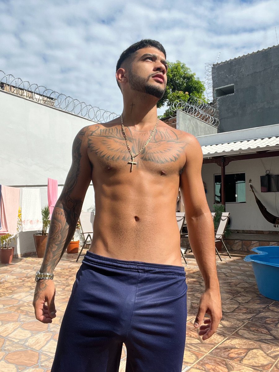 BulgesNBoys (@bulgesnboys) on Twitter photo 