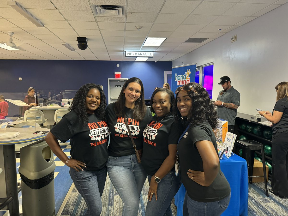 cindymiel's tweet photo. #TeamNRO had a great time networking thanks to @DASA1498 Rock and Bowl event. @MDCPSNorth @NikeytaLeads @natalie_charlot @SuptDotres https://t.co/CpgnmzirRV