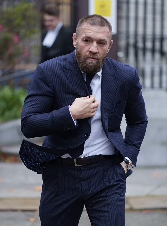 kimurasport's tweet photo. Conor McGregor, bugünkü mahkemesinde kokain kullandığını itiraf etti. 

McGregor, verdiği ifadede davacı Nikita Hand ile yaptıkları ‘uzun seks’ seansının "oldukça fiziksel" olduğunu belirtti ve "bir noktada bacaklarının omuzlarımda olduğunu hatırlıyorum.” dedi.

Bayan Hand'in daha sonra onu uyandırmaya çalıştığını ve ne zaman seks yaptıklarını hatırladığını iddia etti: "Nikita bana: S.k beni, s.k beni, s.k beni”diyordu.

McGregor ifadesinde "Bayan Hand zevkten inliyordu, ben de en az bir kez boşaldım" dedi.

Ayrıca, ayrılmak istediklerinde McGregor "Nikita'nın kendisine biraz daha kalmasını istediğini" iddia etti.

via: @Healyhack