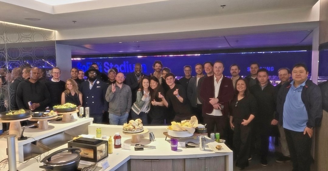 KimSeHwang's tweet photo. VCPE (Venture Capital Private Equity) gathering at LA Rams vs Miami Dolphins football game at SoFi Stadium. https://t.co/aHXK4ag23G