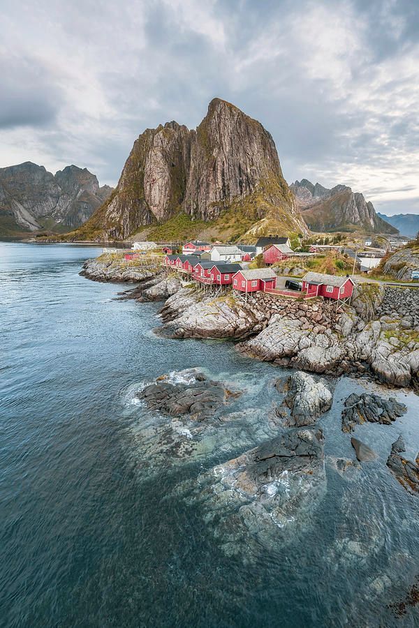 joancarroll's tweet photo. Hamnoy Lofoten Norway 2! https://t.co/ShsBmZRCNk #lofoten #norway #hamnoy #rorbu #rorbuer #mountain #seascape #landscapephotography #travel #travelphotography #AYearForArt #BuyIntoArt #giftideas @joancarroll https://t.co/22Hx7k61BC