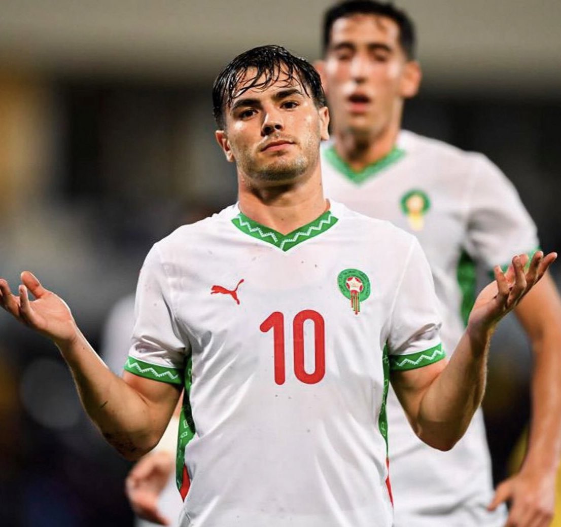 Brahim's tweet photo. 🇲🇦🦁 انتصار جميل مهم خارج الديار. ننتظركم الإثنين في وجدة ✖️⚽️🤷‍♂️🤷‍♂️

Bonito e importante triunfo fuera de casa. Os esperamos el lunes en Oujda https://t.co/kr7DaaazCF