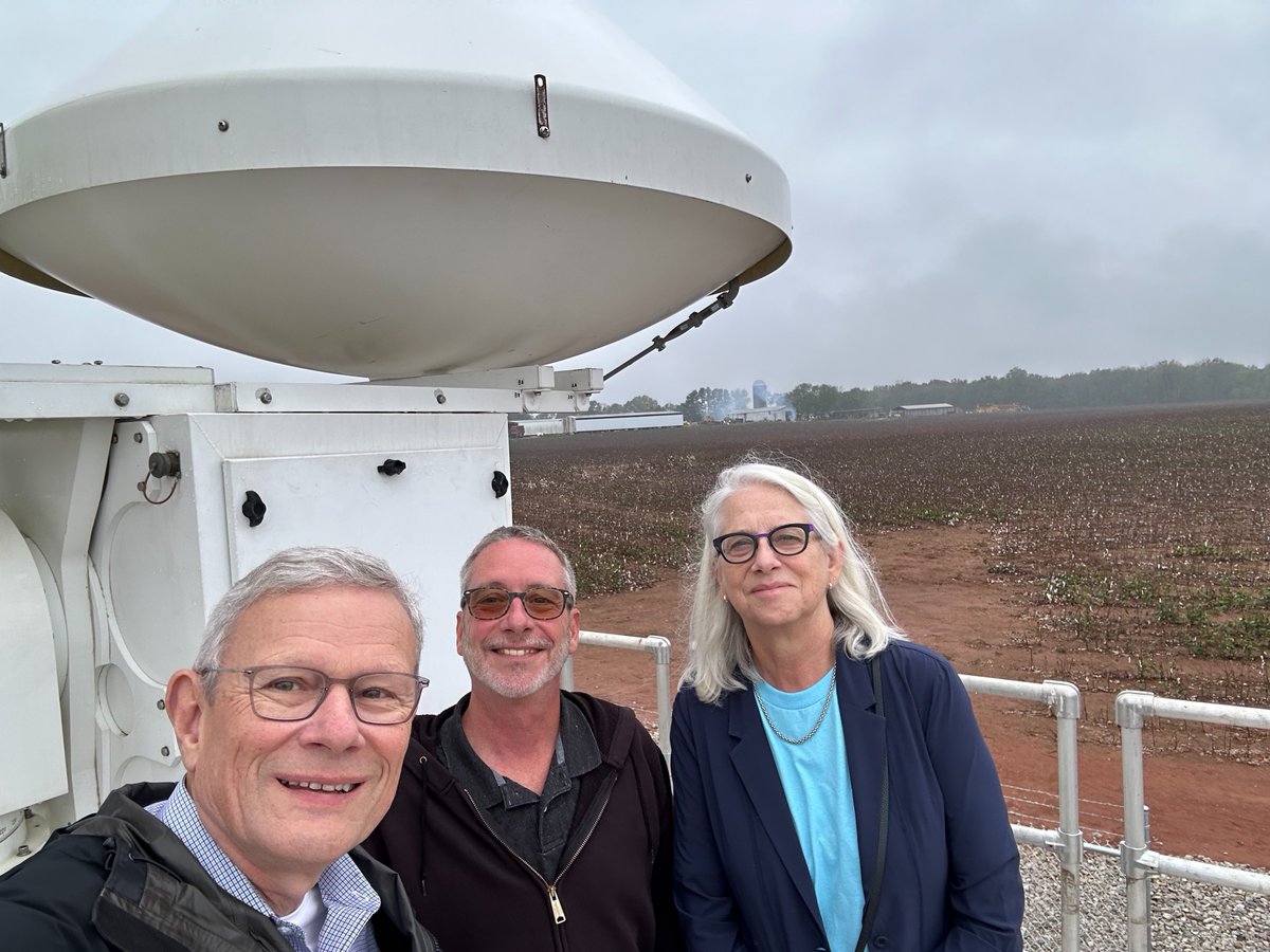 armnewsteam's tweet image. ARM’s Bankhead National Forest (#ARMBNF) atmospheric observatory is proud to have recently hosted @argonne Director Paul Kearns and Environmental Science Division Director Cristina Negri. 

🚨 BNF #ARMdata are now live at bit.ly/3XQ4Wud 🚨