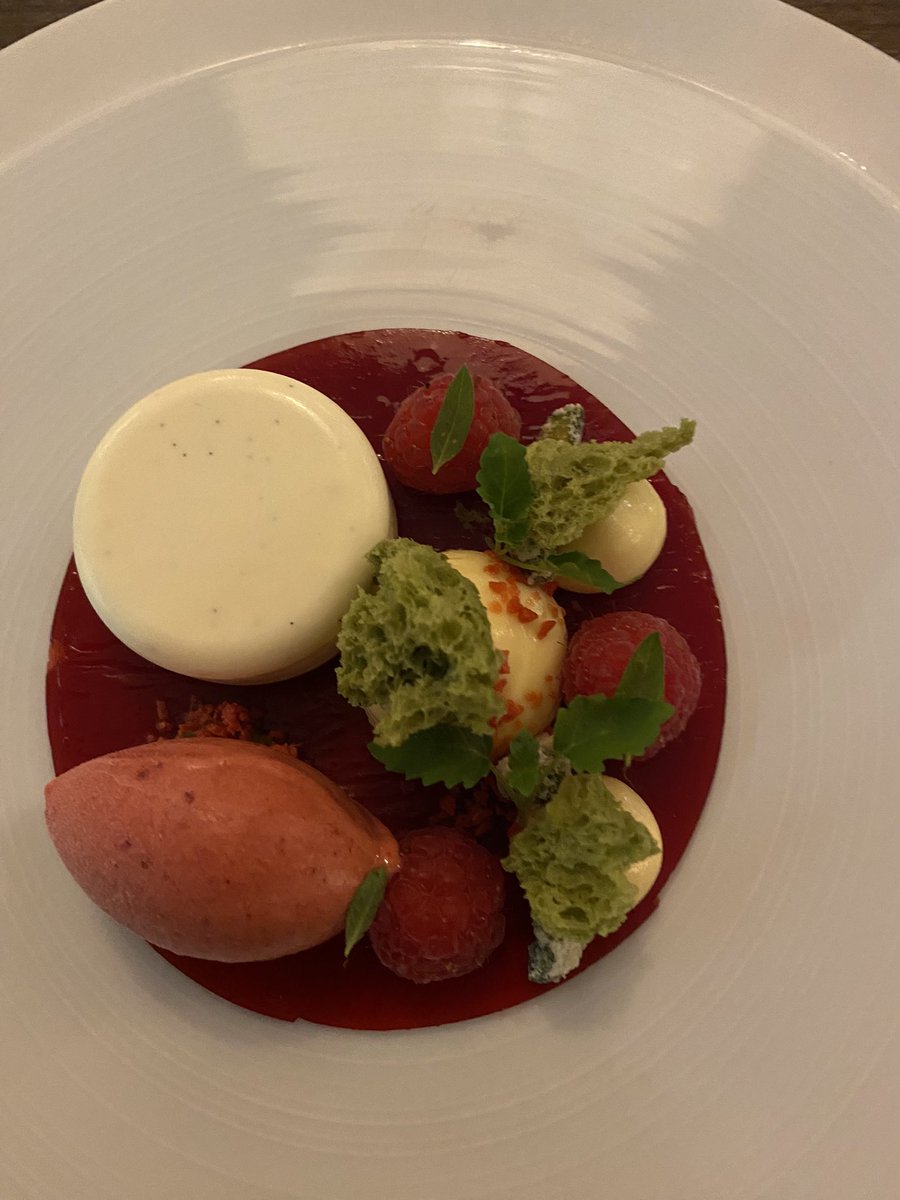 If you want a treat in Dublin, D’Olier Street definitely fits the bill. Birthday and Anniversary date night. Every mouthful amazing.