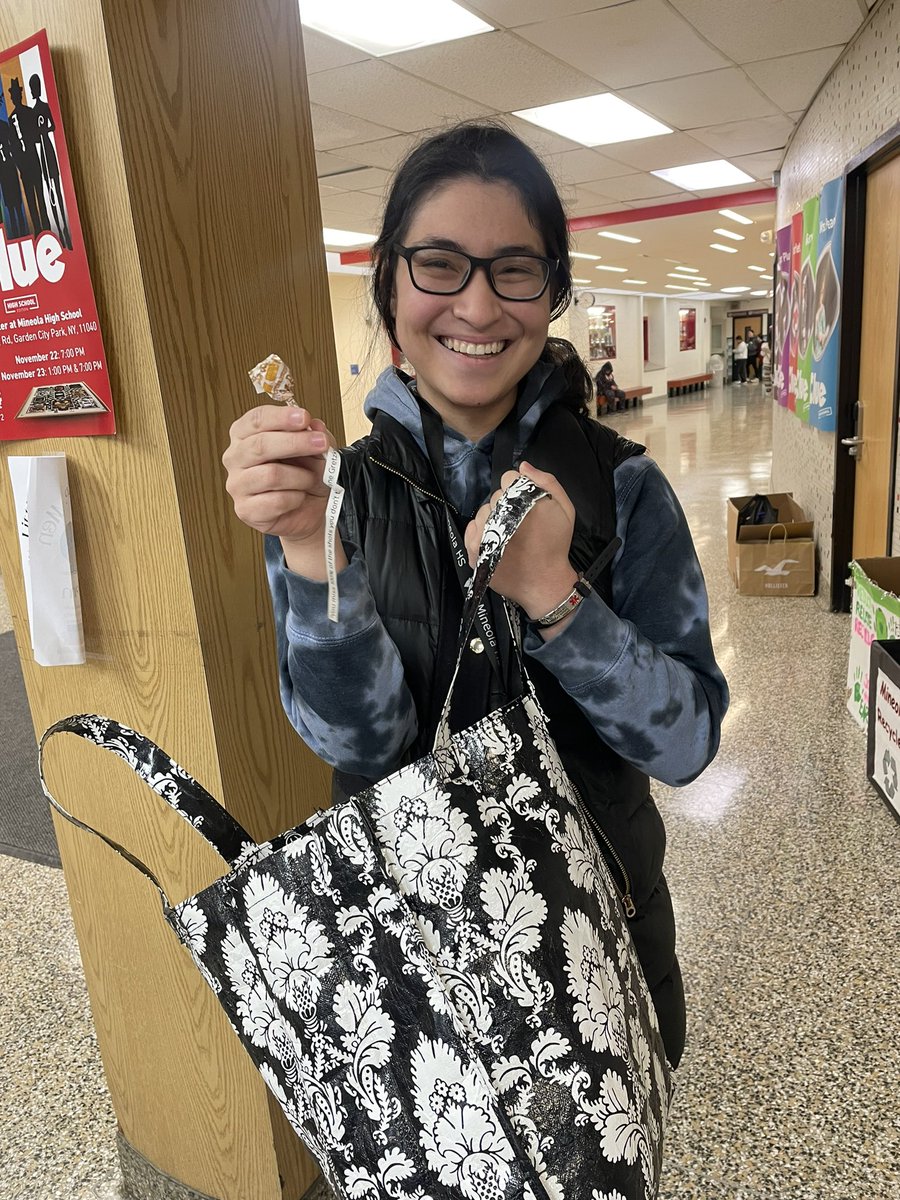 Mineola High School Dignity Club tweet media