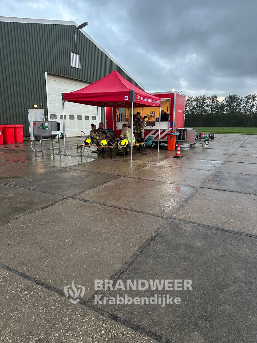 Grote brand in Driewegen: Verzorgingsgroep catering ter plaatse