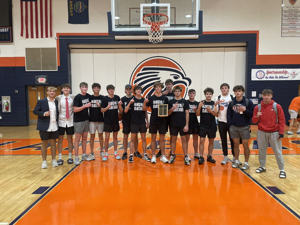 Seniors take the W again this year in our annual Seniors vs Faculty basketball game! 20-18 final! Great memories made and lots of cans donated for our canned food drive!