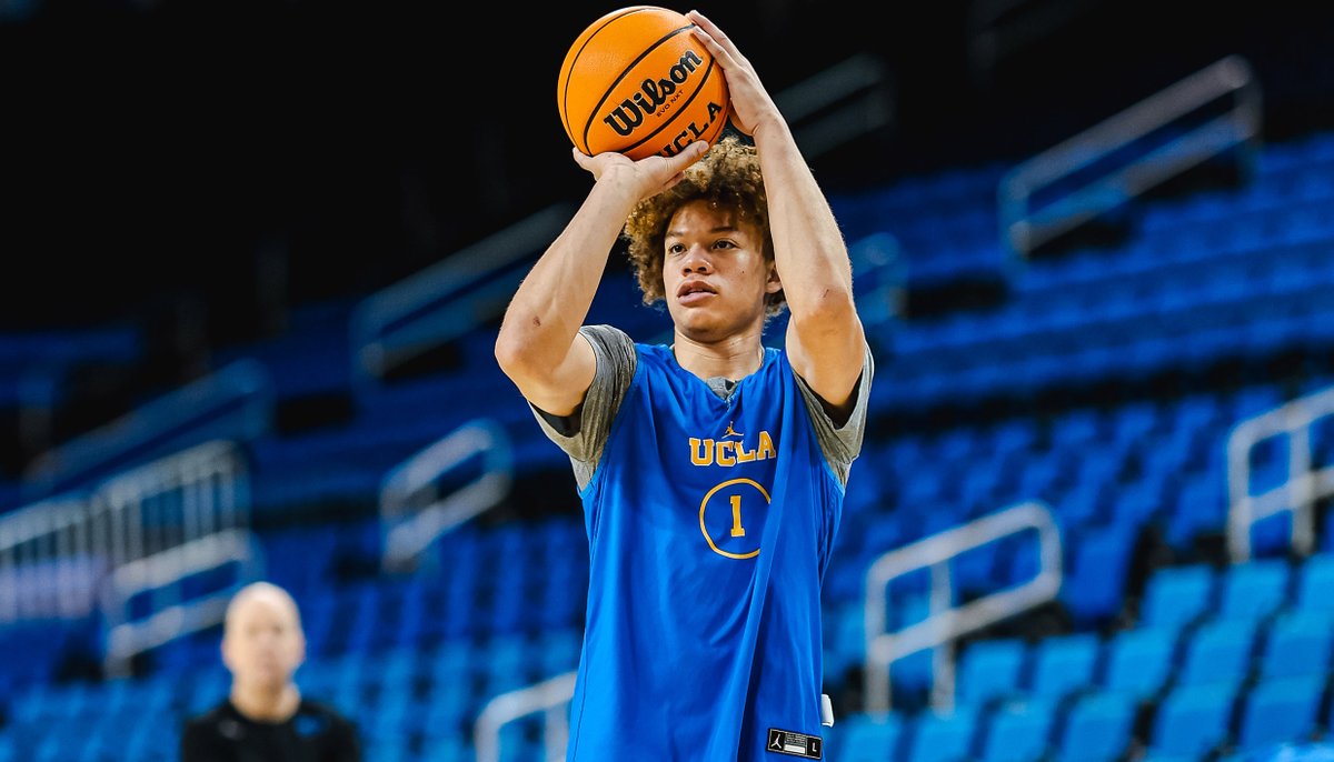 𝑶𝒏 𝒅𝒆𝒄𝒌 ... Friday night basketball.

📍: Lehigh at UCLA
⏰: 7 p.m., PT
🎟️: shorturl.at/81zG5

#GoBruins 🏀