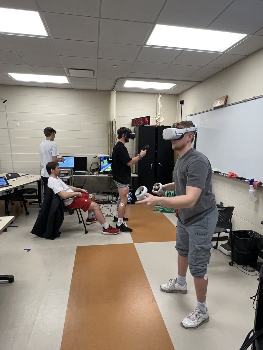 Sr HHP students had fun this week with muscle EMG with Virtual Reality! <a href="/DoaneDAT/">Doane Sports Med</a> <a href="/DoaneUniversity/">Doane University</a> <a href="/DoaneAthletics/">Doane Tigers 🐯</a>