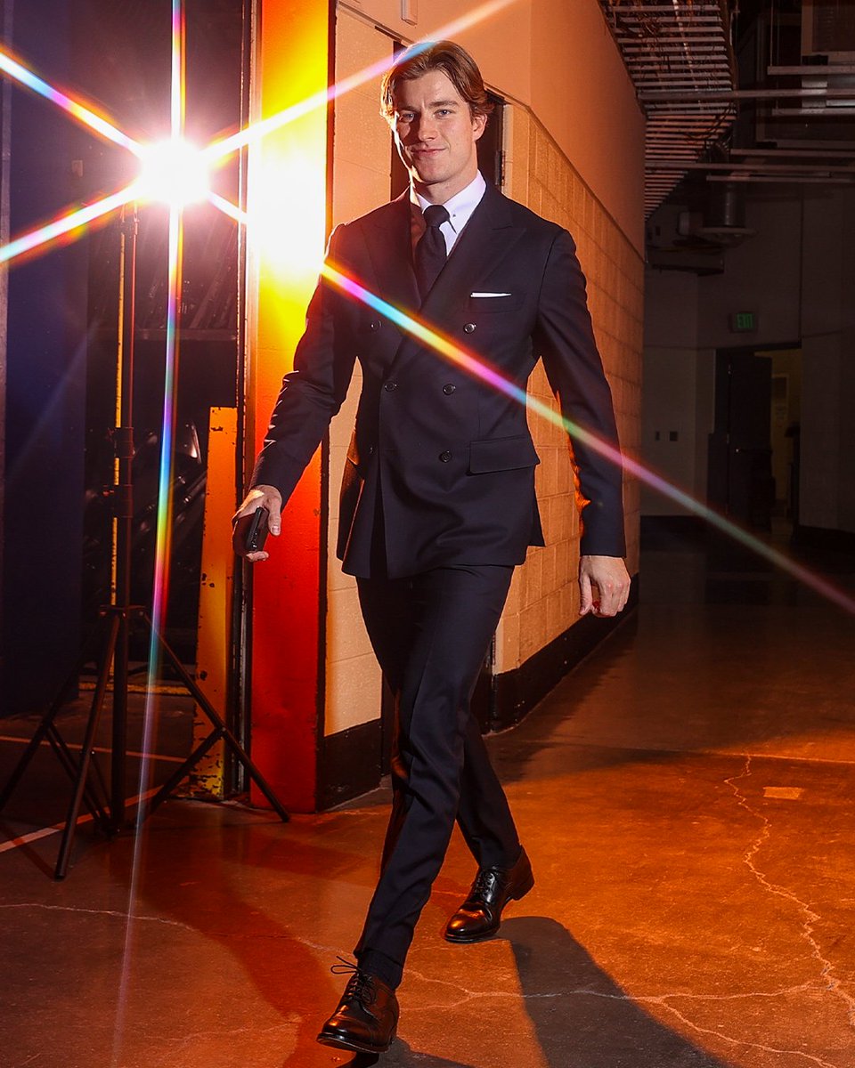 AnaheimDucks's tweet photo. Our goalies have arrived 📸

#FlyTogether https://t.co/2HswihwZc9