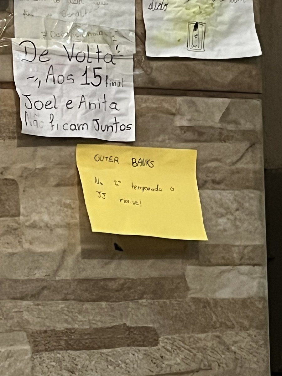 ratuiita's tweet photo. e eu que fui em uma hamburgueria de spoiler e dei de cara com isso (queria ter a mesma confiança q a pessoa q escreveu isso 😭😭😭 https://t.co/DSGijkO9wa