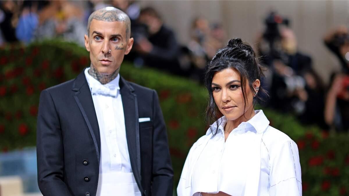 ALT1023's tweet photo. Kourtney Kardashian Kisses 'Love Of My Life' Travis Barker In Sweet Post | ALT 102.3 https://t.co/nvlYTJOFUm https://t.co/8SuI6Dp5MF