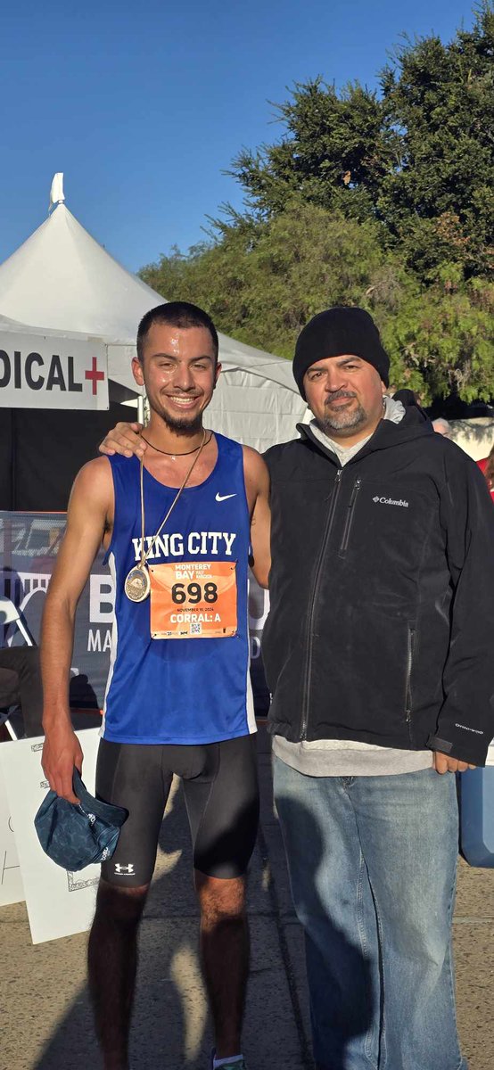 CollegeTf's tweet photo. Congratulations to assistant coach Ricky Diaz III (King City) who placed 15th overall at the Monterey Bay Half Marathon in 69:51 in his debut at the distance. Ricky averaged 5:20 per mile for 13.1 miles. He was the top local.
@HartnellAthletc 
@JohnJDevine 
@KingCityTrack https://t.co/NdMkjZCsuo
