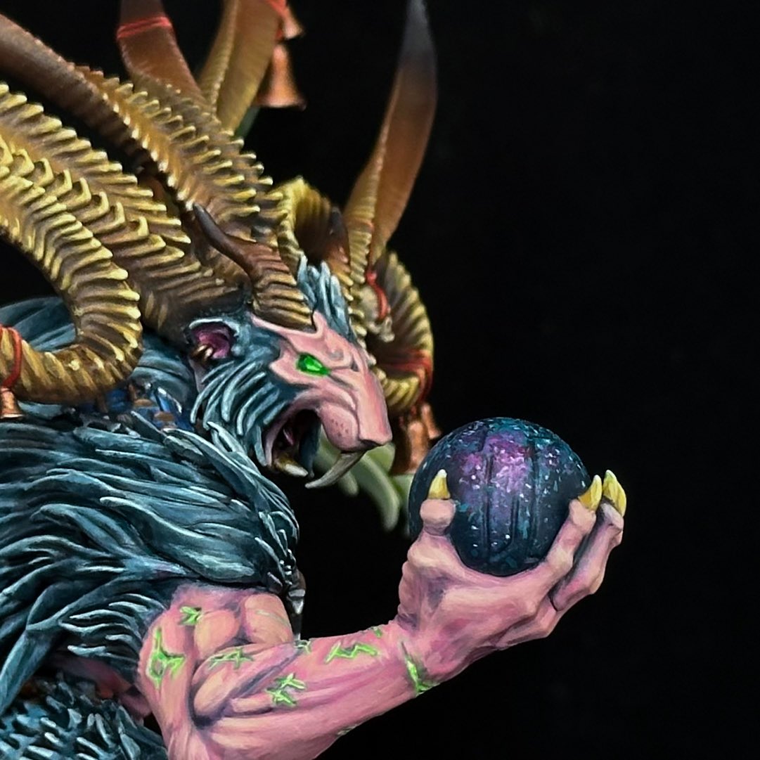 EsperWatkins's tweet photo. Finished my Vermin Lord! Surprised I was able to do it as quickly as I did. Little messy in some places but on the macro I think it looks fantastic. https://t.co/pjTTYbIBSY