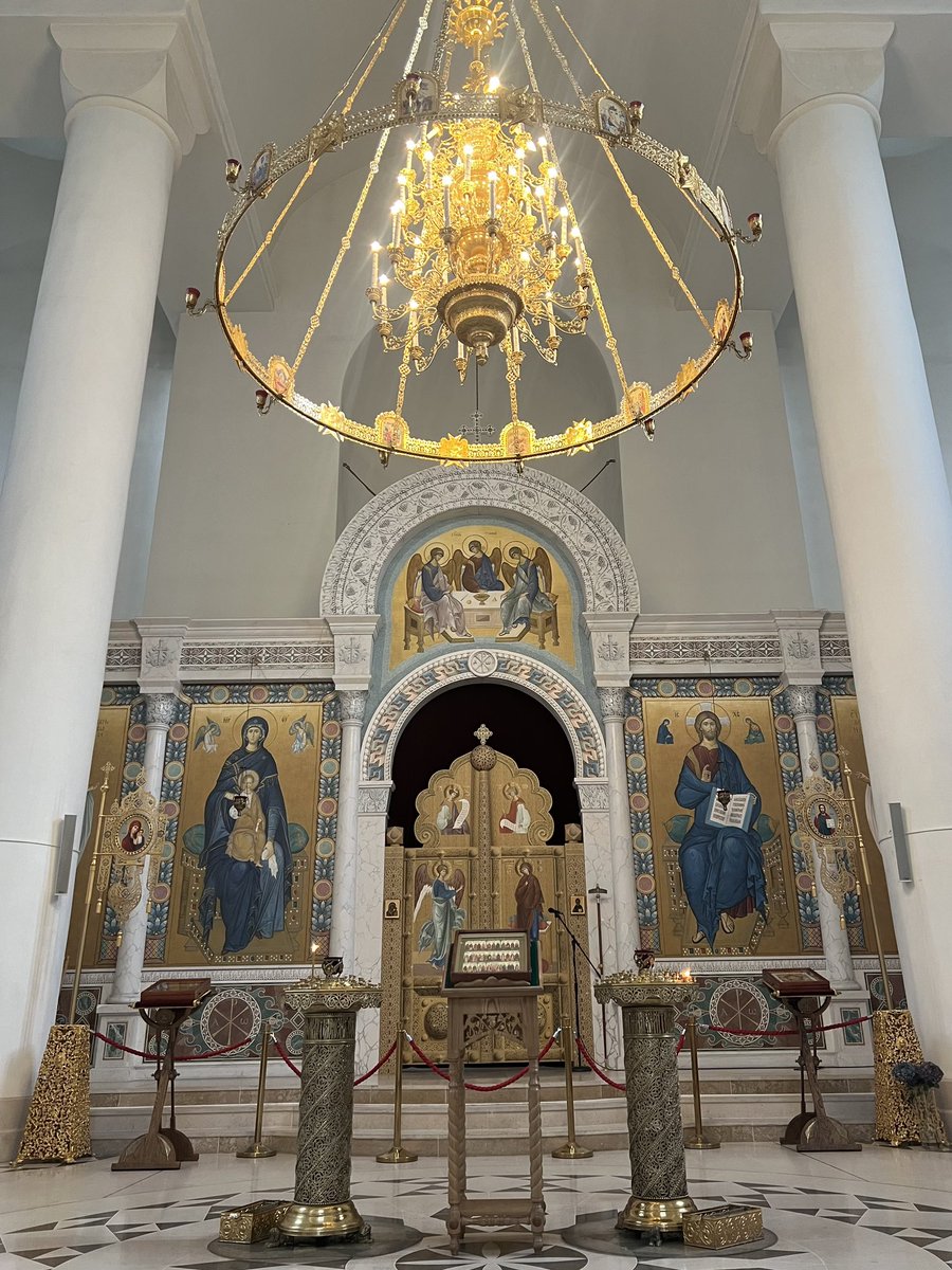 trezo7k's tweet photo. l'une des plus belles églises ! https://t.co/ynd4c7R3xY