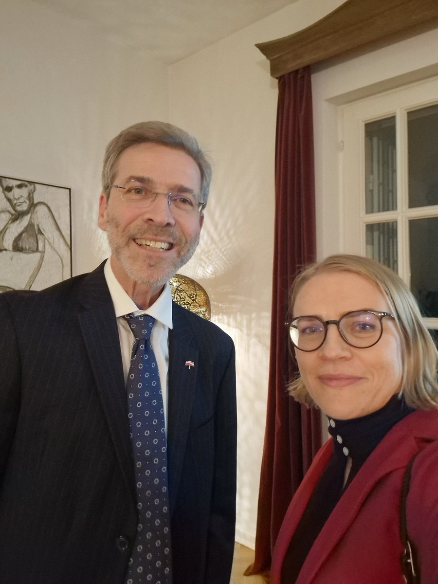 Weronika Kloc-Nowak (@wklocnowak) on Twitter photo Often you need a guest or a migrant visiting home briefly to mobilise the local people to meet - it's now or never. Thank you <a href="/AmbAustrii/">Andreas Stadler</a> for inviting <a href="/patriziananz/">Patrizia Nanz</a> and us and gathering the Polish EUI alumni. I believe it will be the beginning of a new chapter for our community. Often you need a guest or a migrant visiting home briefly to mobilise the local people to meet - it's now or never. Thank you <a href="/AmbAustrii/">Andreas Stadler</a> for inviting <a href="/patriziananz/">Patrizia Nanz</a> and us and gathering the Polish EUI alumni. I believe it will be the beginning of a new chapter for our community.