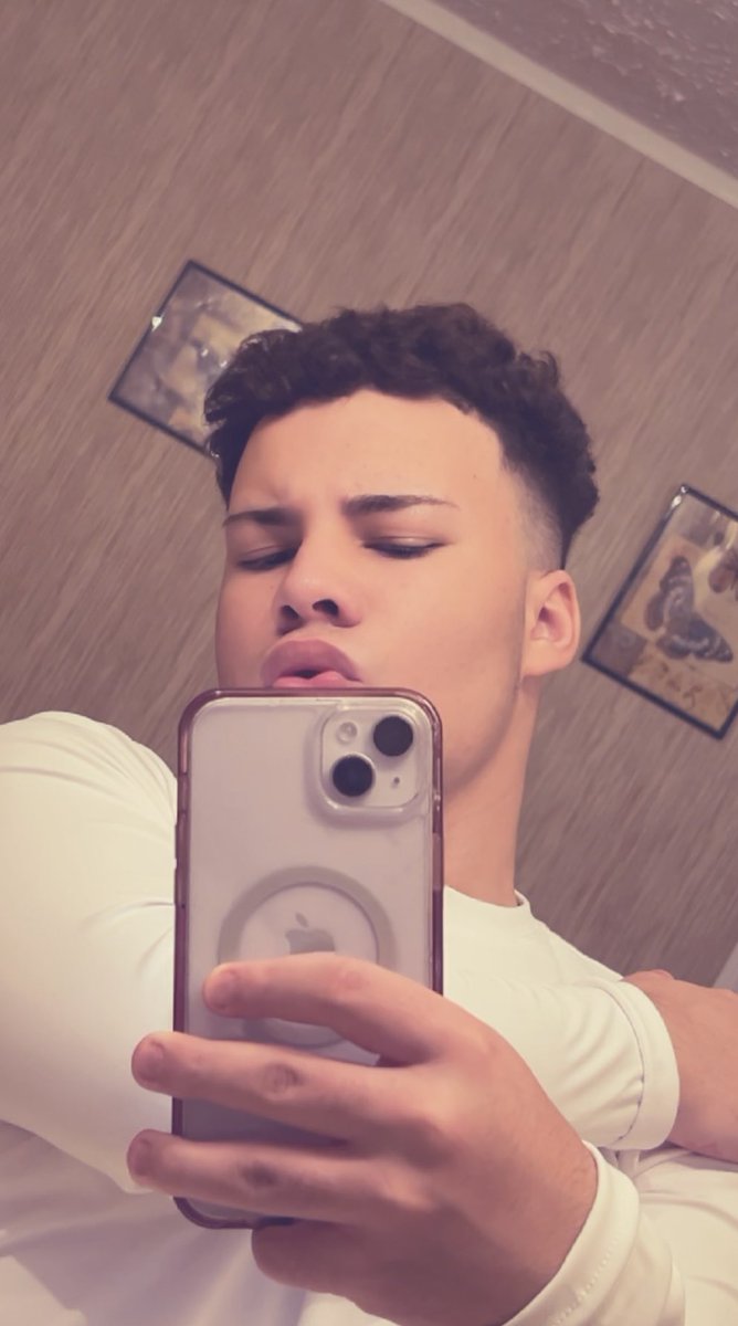 𝑅𝑎𝑦𝑛𝑒 𝑊𝑒𝑠𝑡𝑤𝑜𝑜𝑑 🎀 tweet media