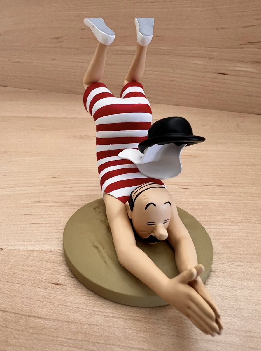 sausalitoferry's tweet photo. Diving into the holiday season like 💦 🎁 

Shop this Thomson Resin Figurine ➡️ https://t.co/gctEhm1j6C

#bathingsuit #holidayseason #christmaslist #giftgiving #tintinfans #tintin #sausalitoferry #comicbooks #hergé #toys #toysofinstagram #sausalitoca #sausalito #california https://t.co/TxhOP8ixdl