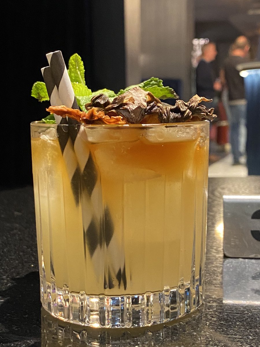 Regina Ray tweet media