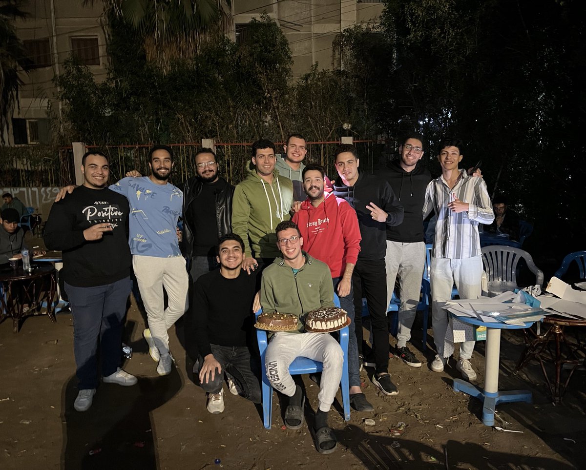 doc_hr1's tweet photo. أنا اتغفلت احلى تغفيله انهاردة يا رجاله🥰
ربنا يخليكم ليا و يديم المحبة بينا يا رب ❤️ https://t.co/TuEV58r5N2