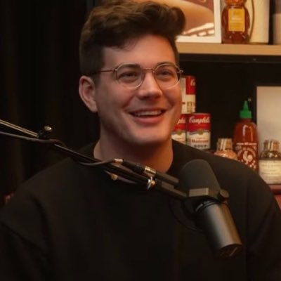 arrogantbxtch's tweet photo. #NewProfilePic it’s freaking ted https://t.co/A6Tn1zjpEV