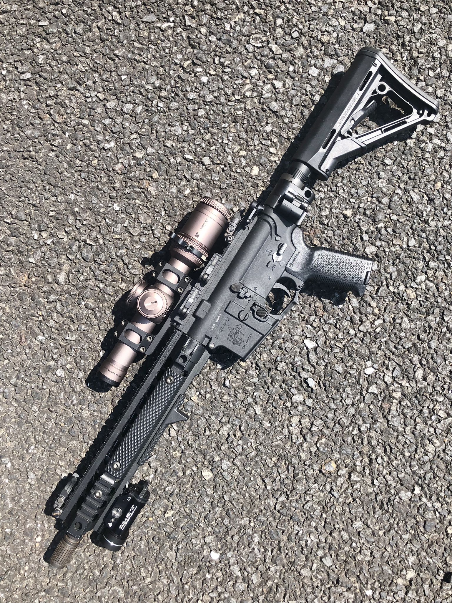 はにページ　SR16 VFC KAC SR-16 CQB 11.5in (BK) AEG