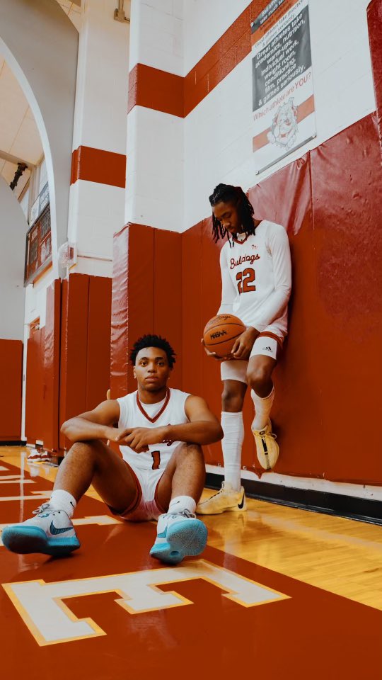 tooshiftyrico's tweet photo. My time is Now!! #year4 @d1jwalk @HankampScott @CoachNateMinnoy @TheDZoneBBall @KevinMoses38 https://t.co/ENNU3IZWhM