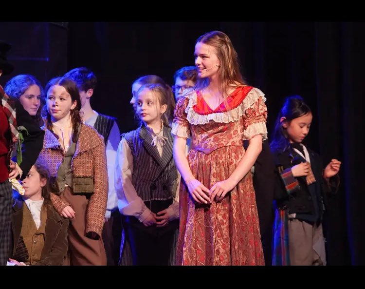 Tortytales's tweet photo. @6MWallacestone R and C in Falkirk Youth Theatre’s Oliver. Terrific urchins! https://t.co/3yr7QwtrnU