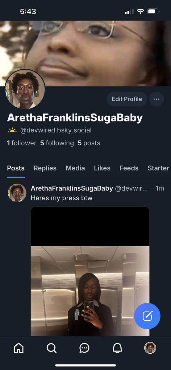 Dev_wired's tweet image. Moots! 🫶🏾💋